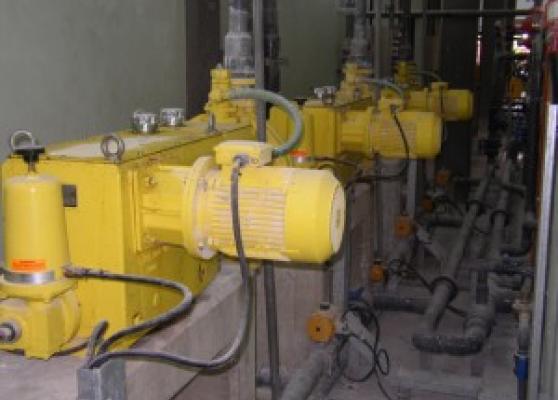 Lime dosing pump